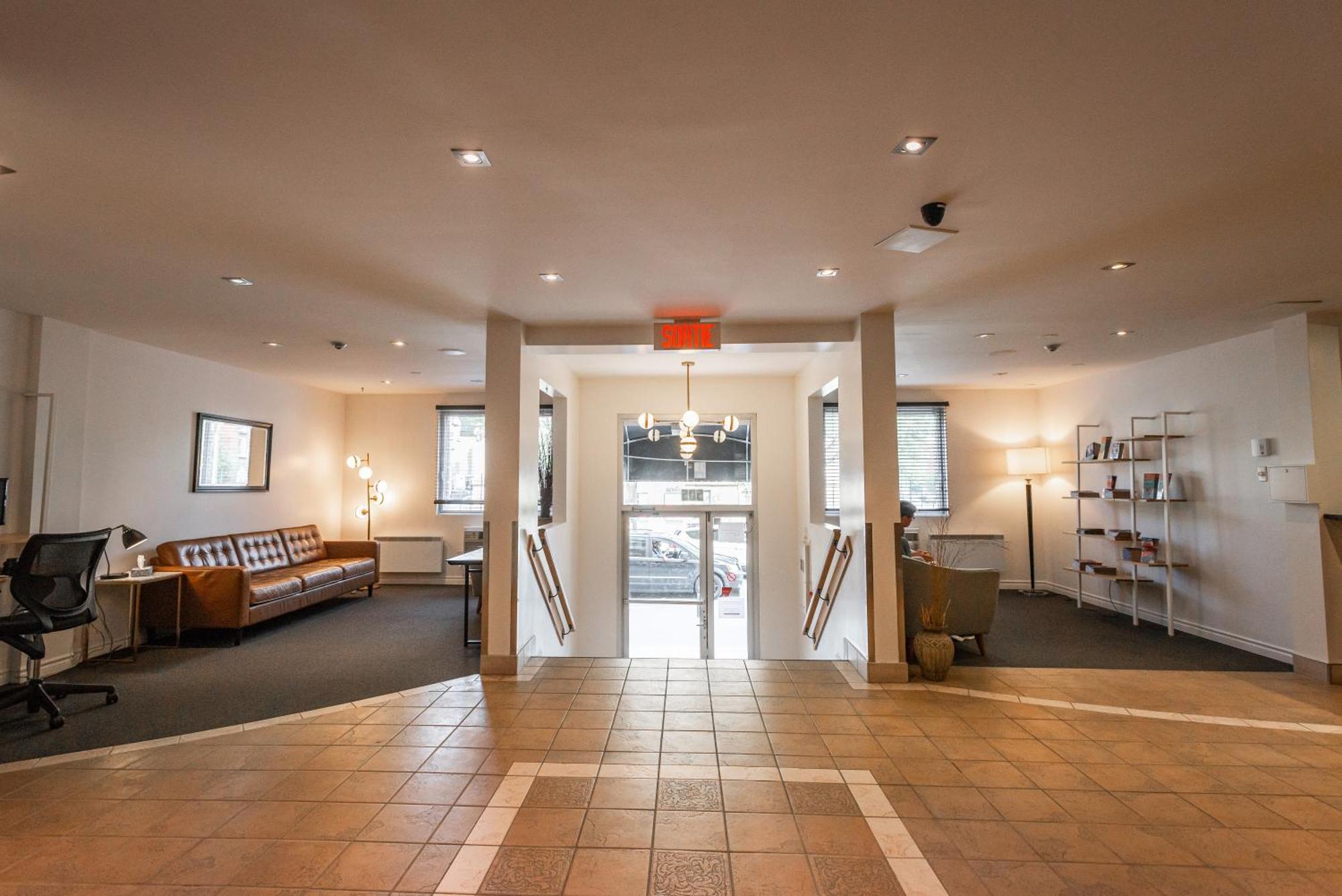 Hotel Le Roberval Montreal Ngoại thất bức ảnh